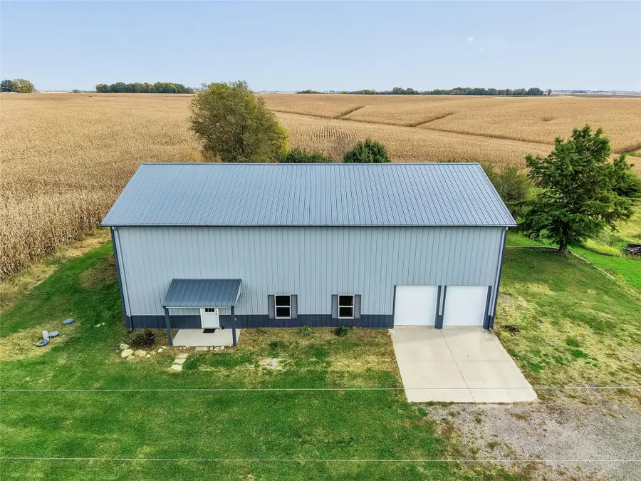 5698 E 64th Street S, Newton, IA 50208 - #3