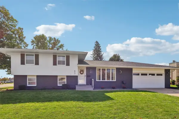 617 SE 10th Street, Ankeny, IA 50021