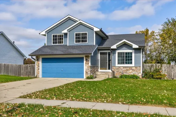 3010 E Kenyon Avenue, Des Moines, IA 50320