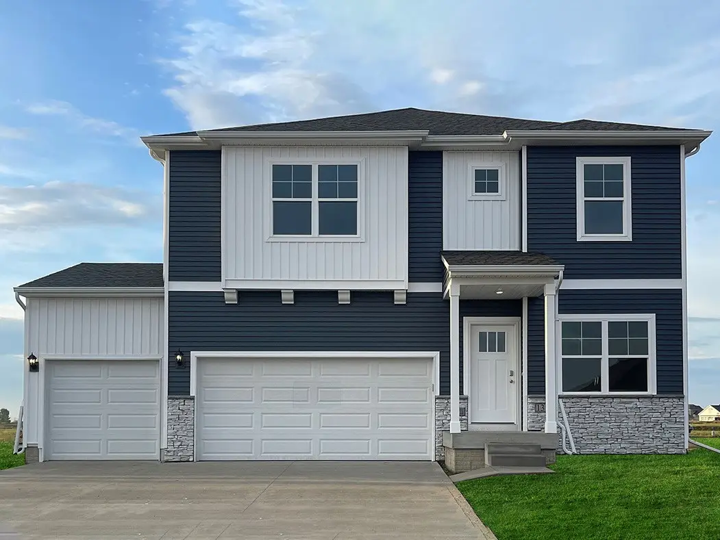 3370 Paradise Lane, Waukee, IA 50263 - #1
