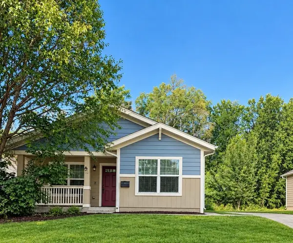 2612 Bowdoin Street, Des Moines, IA 50313