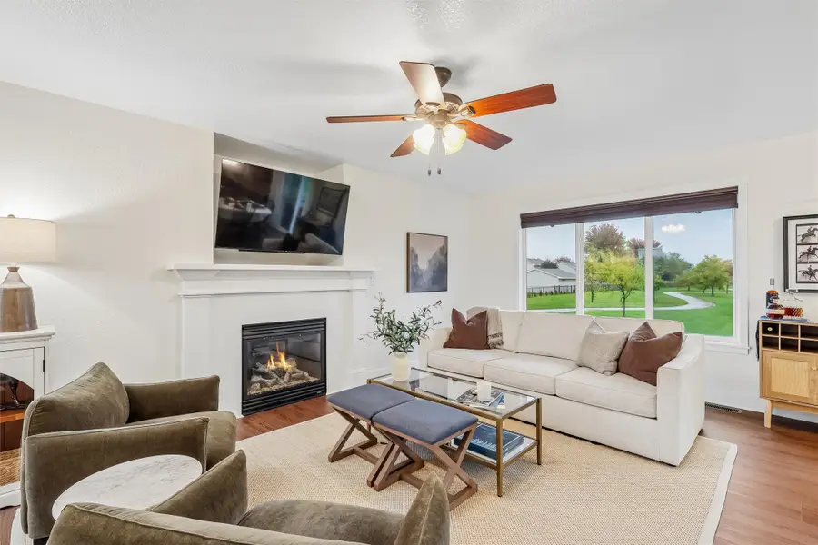 2719 6th Avenue Se, Altoona, IA 50009 - #2