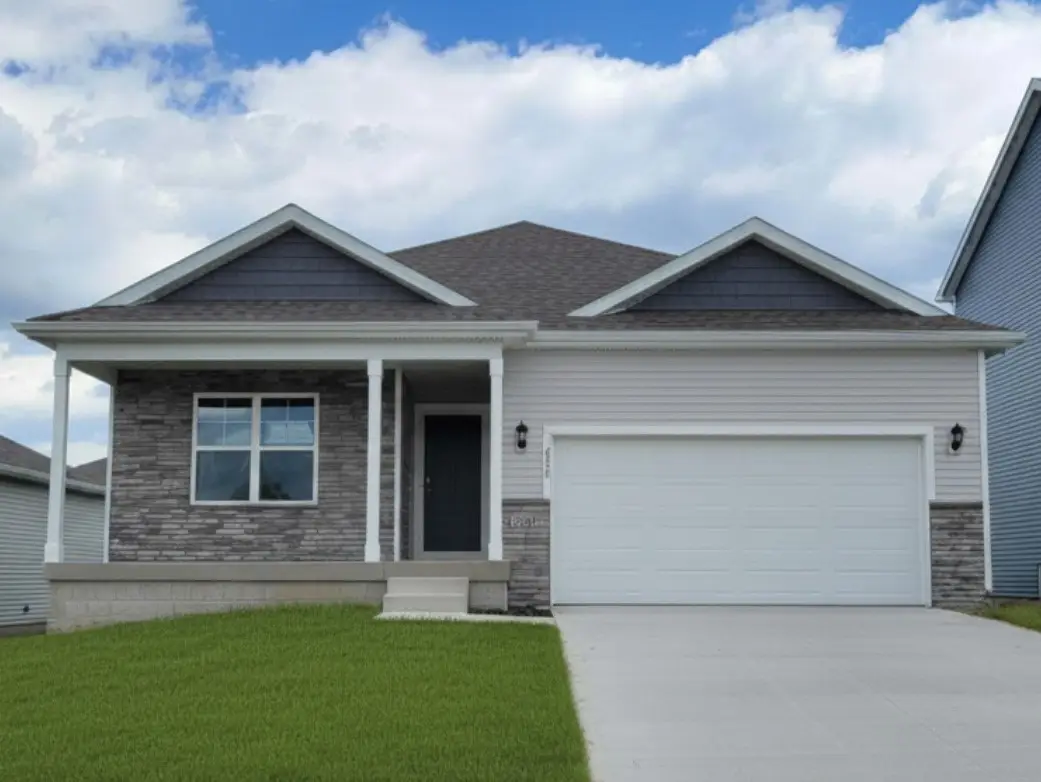 5528 143rd Street, Urbandale, IA 50111 - #1