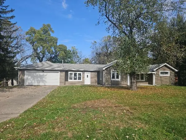 1600 Evergreen Avenue, Des Moines, IA 50320