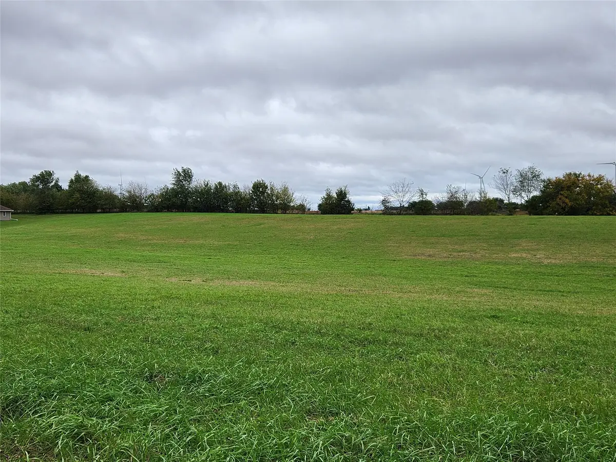 102 N Cedar Circle, New Sharon, IA 50207 - #1