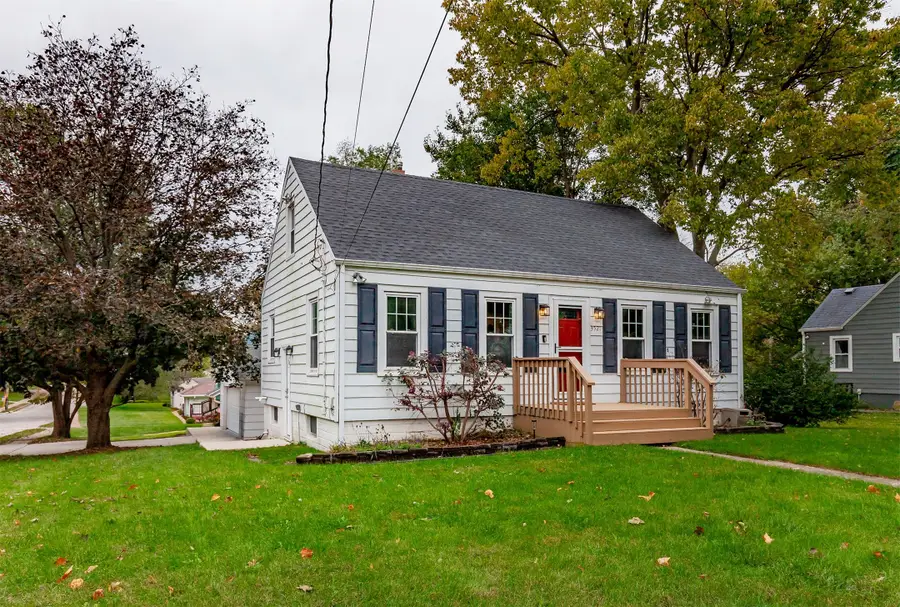 3521 68th Street, Urbandale, IA 50322 - #2