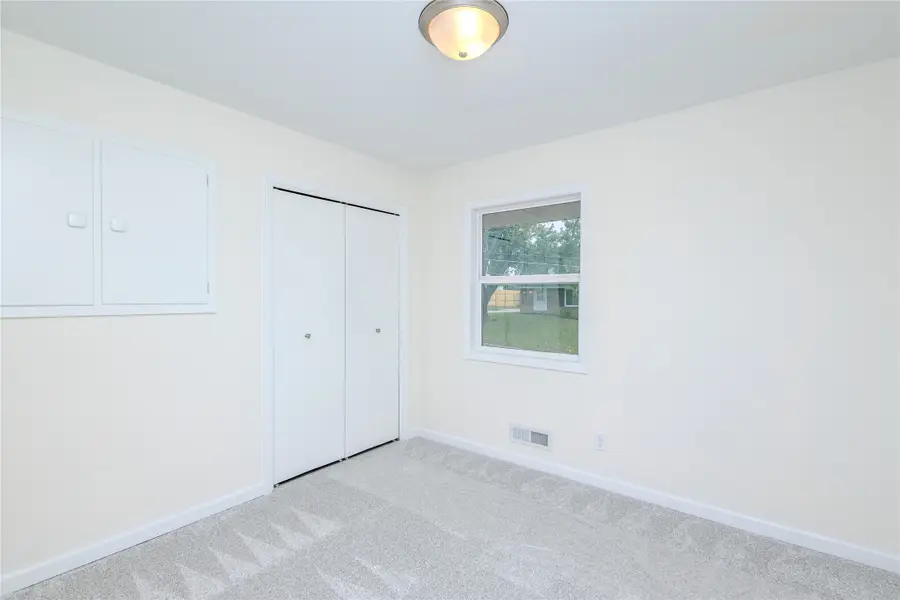 3412 SW 7th Street, Des Moines, IA 50315 - #3