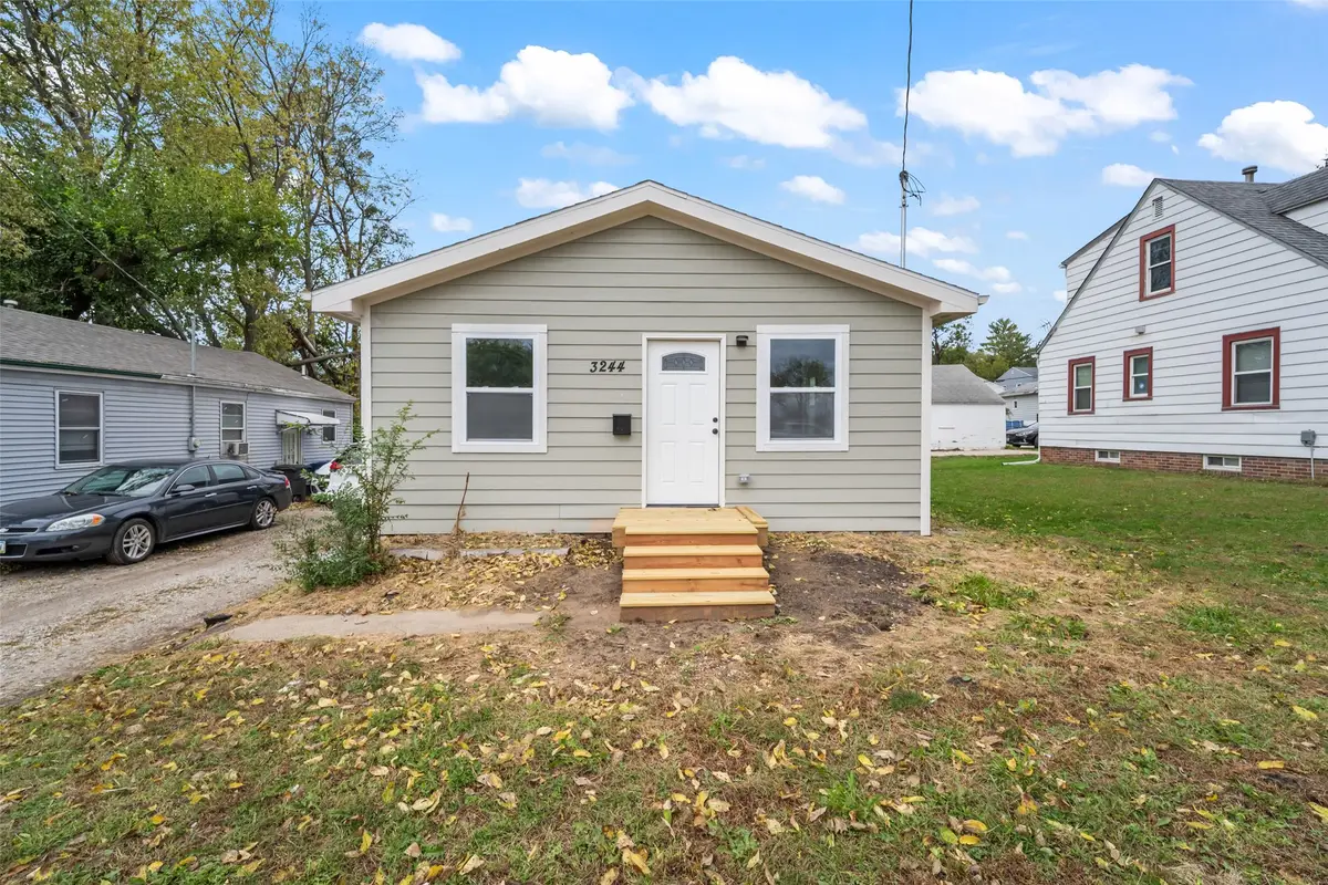 3244 E University Avenue, Des Moines, IA 50317 - #1