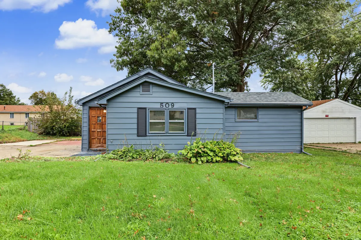509 E Thornton Avenue, Des Moines, IA 50315 - #1