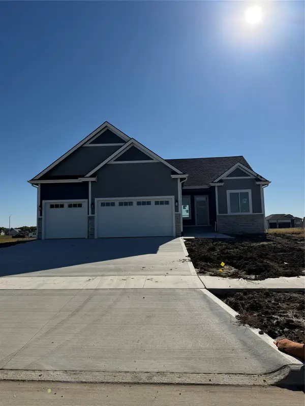 1613 NE 24th Court, Ankeny, IA 50021