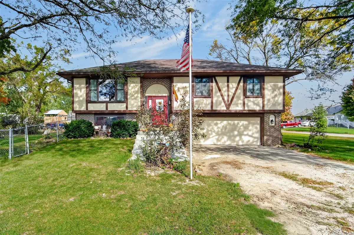 319 E South Street, Panora, IA 50216 - #1