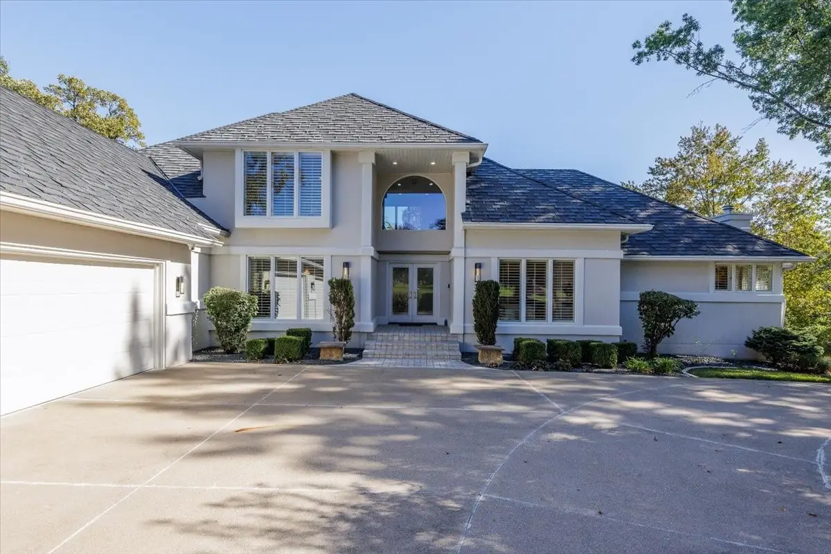 600 Grand Oaks Drive, West Des Moines, IA 50265 - #1