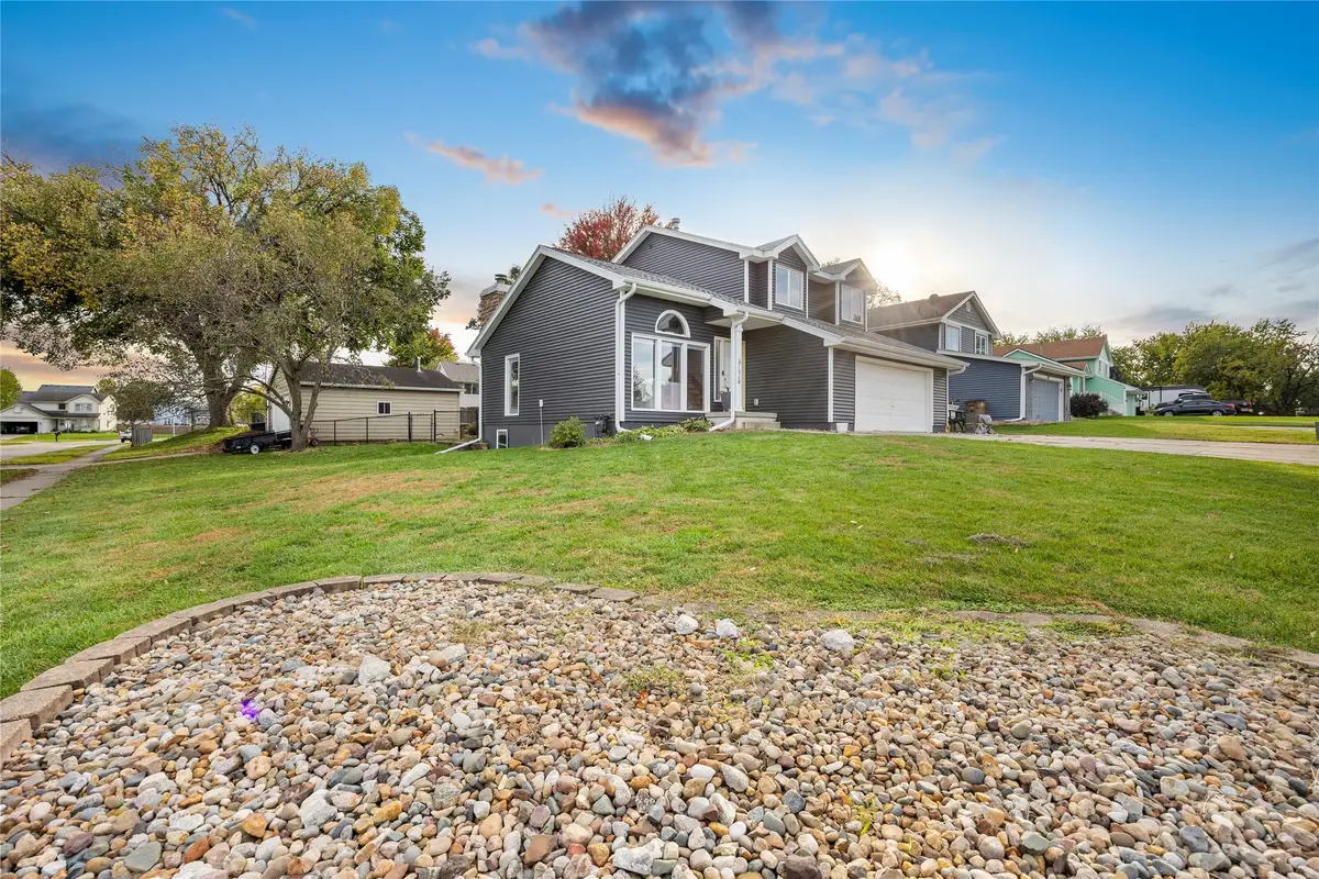 5135 Orchard Drive, Pleasant Hill, IA 50327 - #1