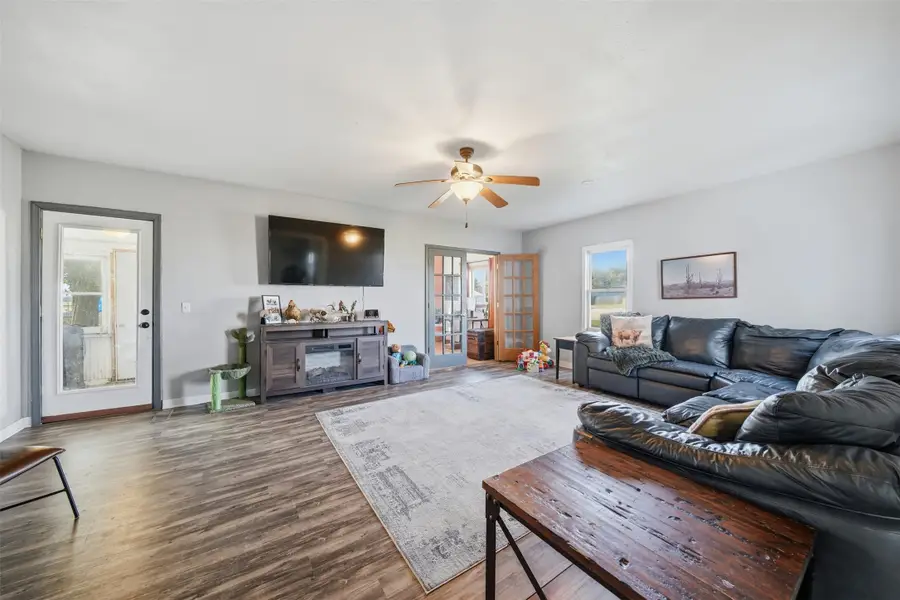 414 S East Street, Macksburg, IA 50155 - #3