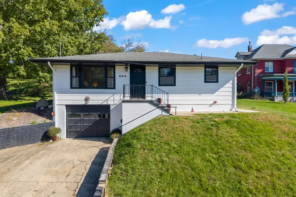 604 N 5th Street, Guthrie Center, IA 50115