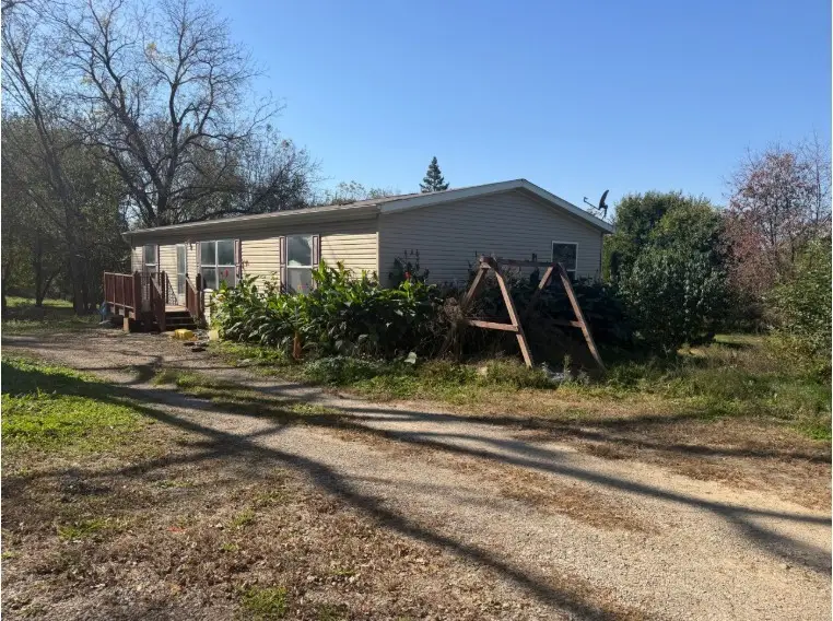 3263 Lincoln Street, Newton, IA 50208 - #3