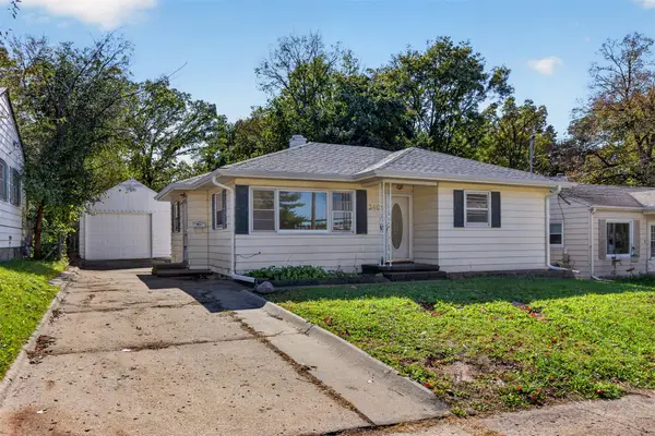 3401 E Washington Avenue, Des Moines, IA 50317
