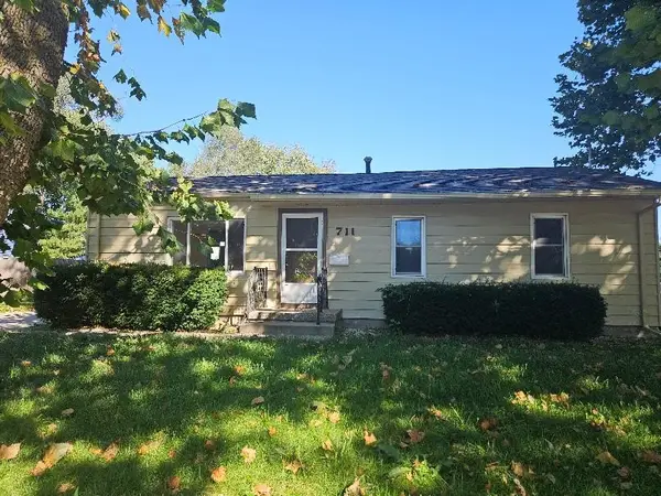 711 4th Street Se, Altoona, IA 50009