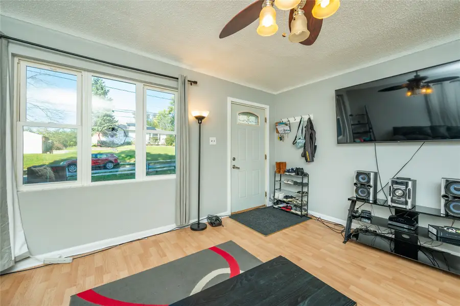 513 E Broad Street, Des Moines, IA 50315 - #2