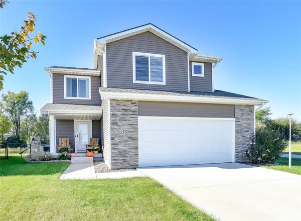 320 NW Georgetown Drive, Waukee, IA 50263