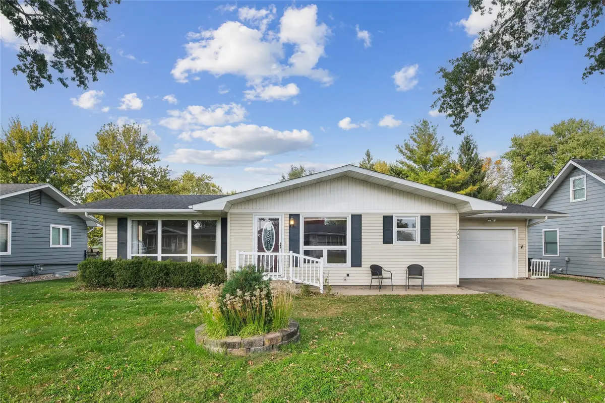306 Elm Street, Pella, IA 50219 - #1