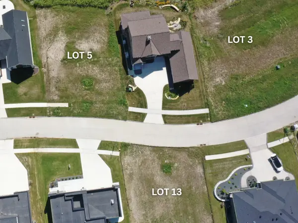 11956 Meadow Springs Drive, Johnston, IA 50131