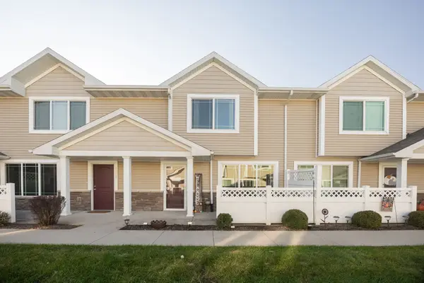1243 NE 7th Lane, Ankeny, IA 50021
