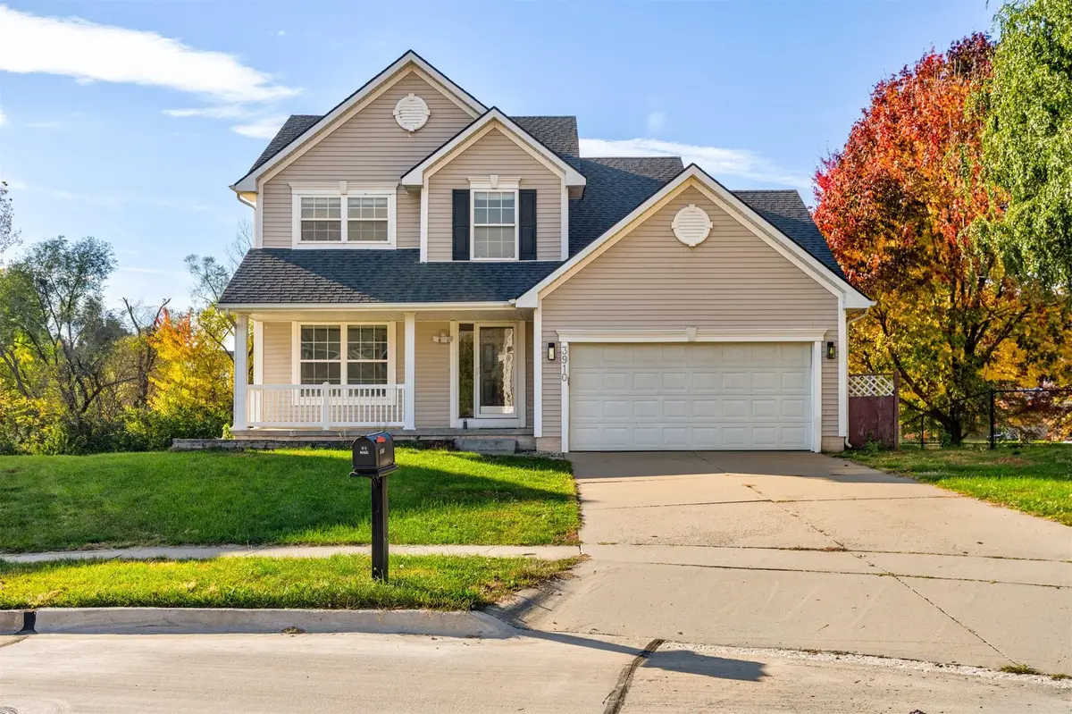 3910 122nd Street, Urbandale, IA 50323 - #1