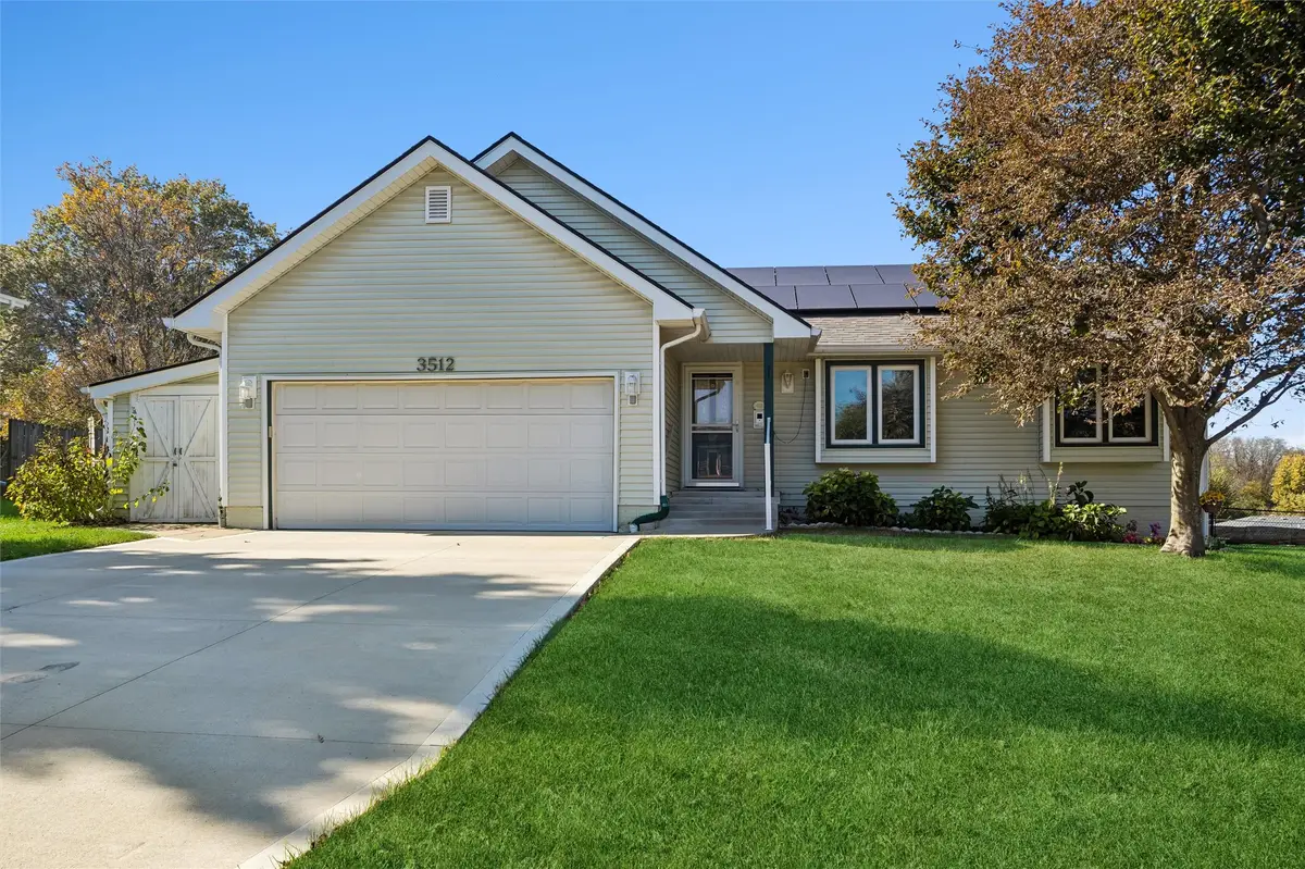 3512 SE 19th Street, Des Moines, IA 50320 - #1