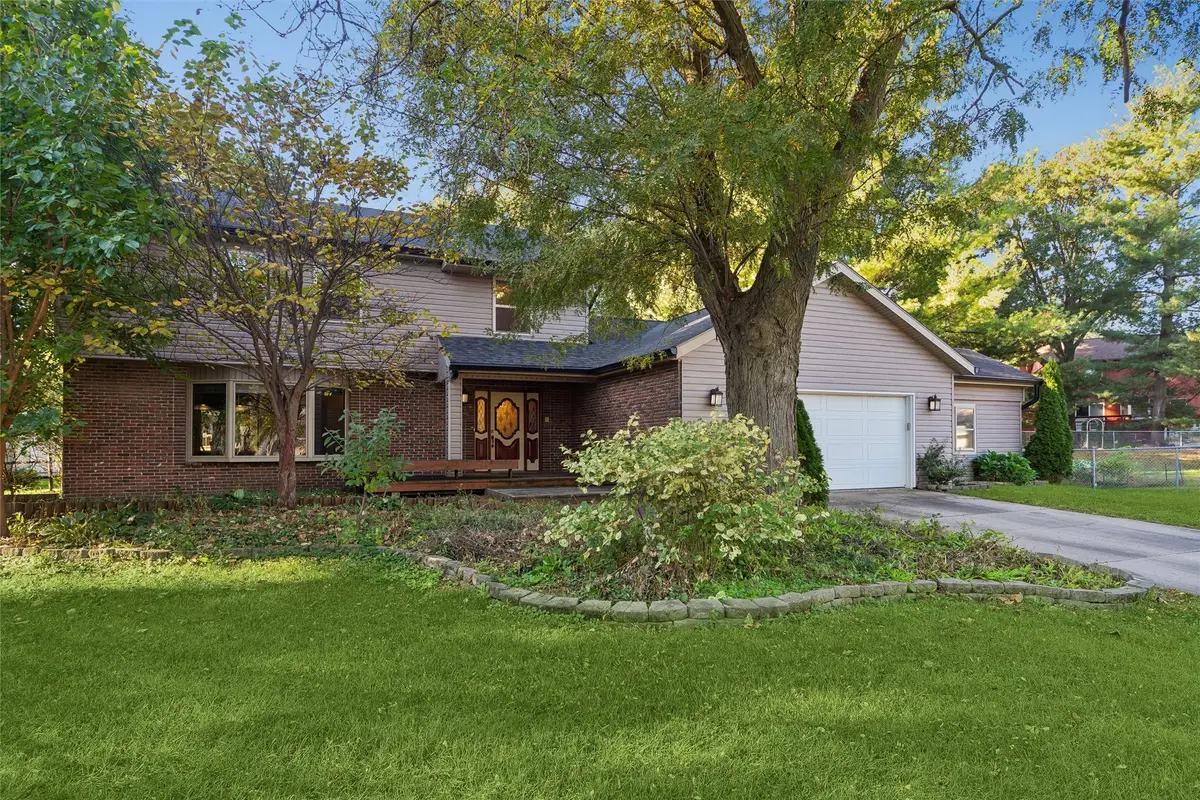 3824 Bayberry Court, Urbandale, IA 50322 - #1