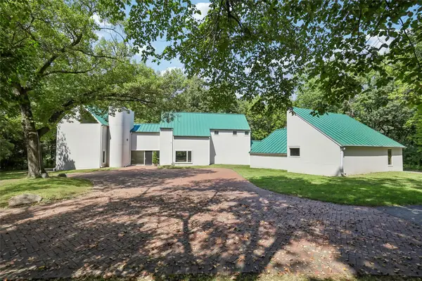 1245 SE Browns Woods Drive, West Des Moines, IA 50265