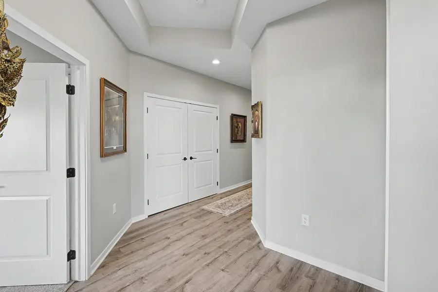 513 Vintage Lane, Pella, IA 50219 - #3