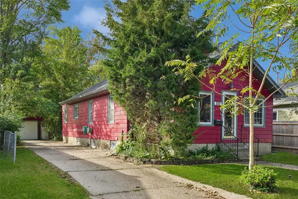 710 Douglas Avenue, Des Moines, IA 50313
