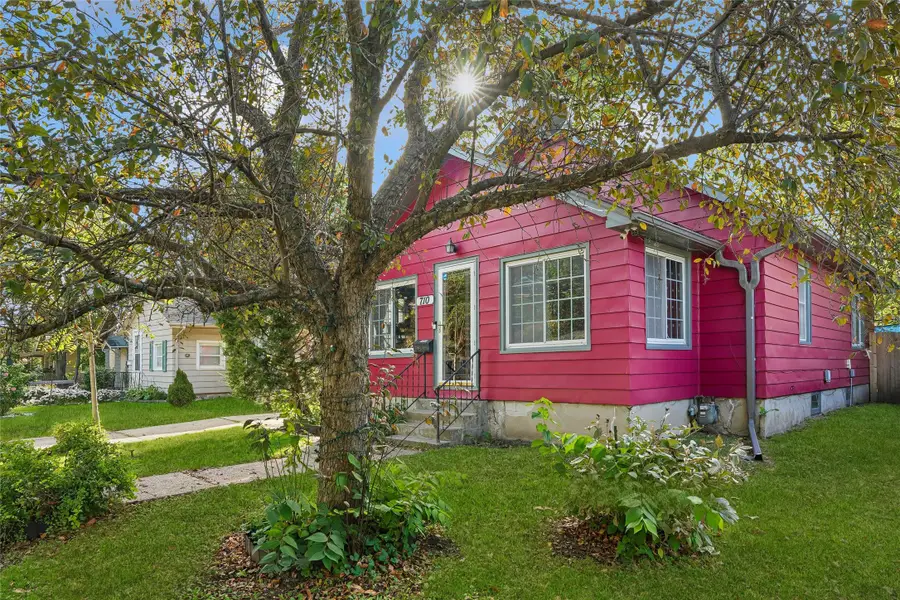 710 Douglas Avenue, Des Moines, IA 50313 - #2