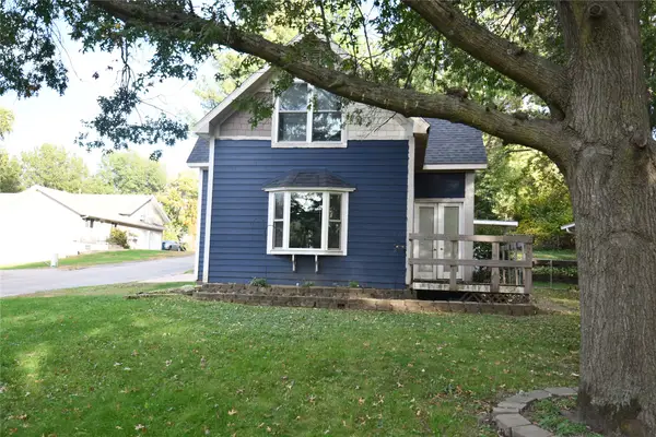 1220 Marion Avenue, Pella, IA 50219