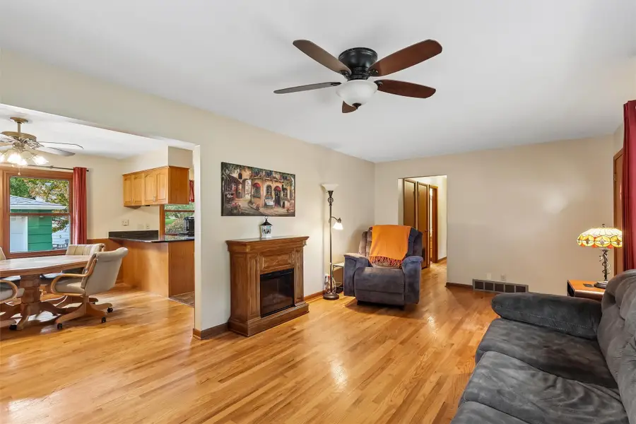 528 33rd Street, West Des Moines, IA 50265 - #3