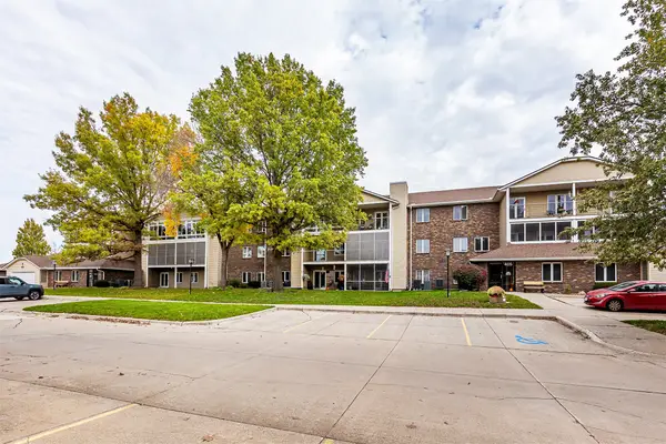 405 SE Delaware Avenue #310, Ankeny, IA 50021