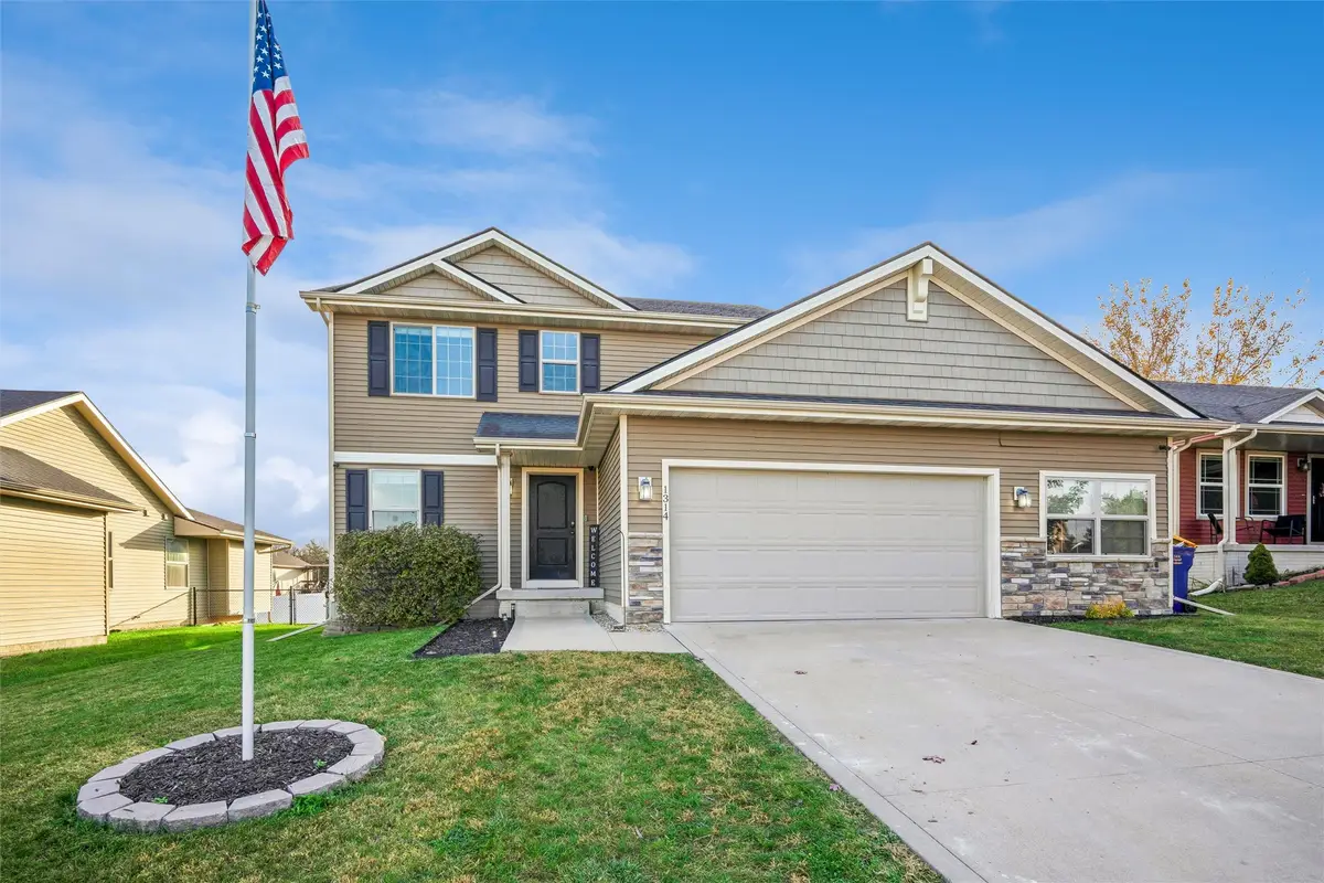 1314 N 6th Street, Indianola, IA 50125 - #1