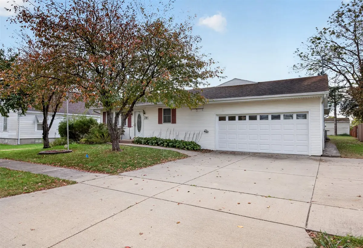 1704 Linden Street, Dallas Center, IA 50063 - #1