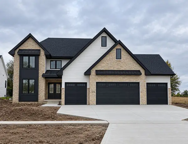 1472 S 81st Street, West Des Moines, IA 50266