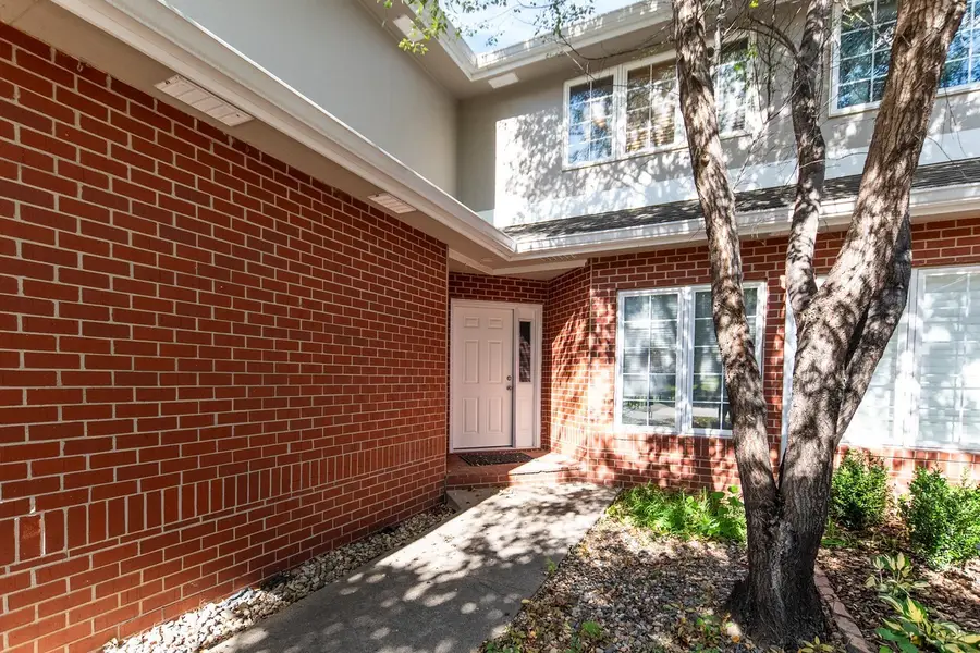 1500 Crown Colony Court #420, Des Moines, IA 50315 - #2