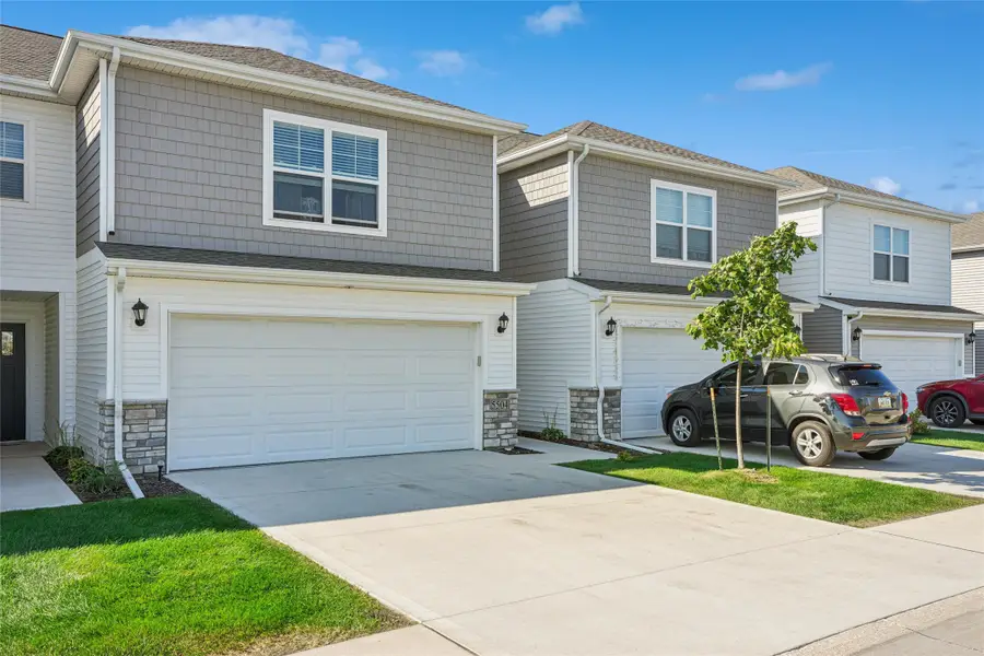 5504 144th Street, Urbandale, IA 50323 - #3