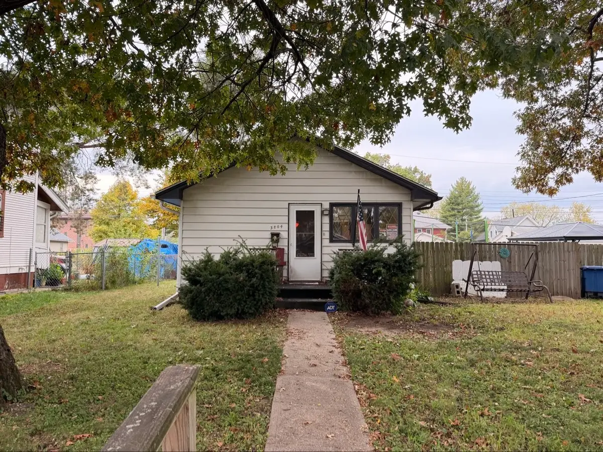 3804 4th Street, Des Moines, IA 50313 - #1
