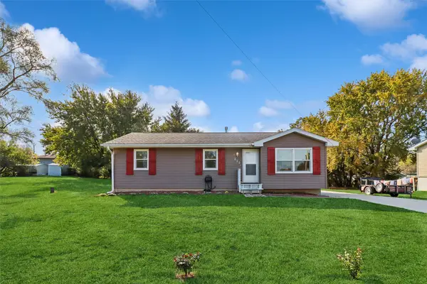 822 G Avenue E, Albia, IA 52531