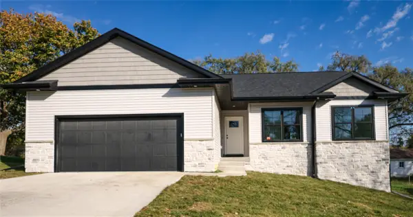 801 S 3rd Street, Winterset, IA 50273