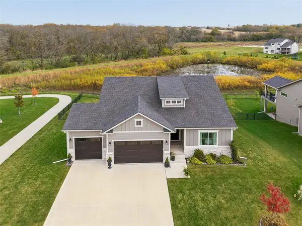 16333 Ironwood Lane, Urbandale, IA 50263