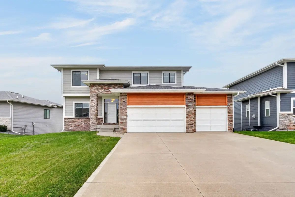 8856 Norway Drive, West Des Moines, IA 50266 - #1