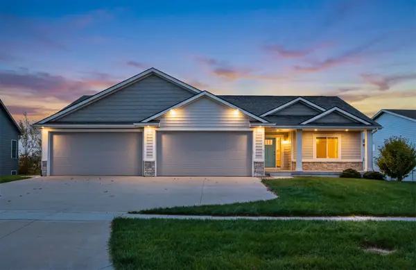 1225 NE 53rd Court, Ankeny, IA 50021
