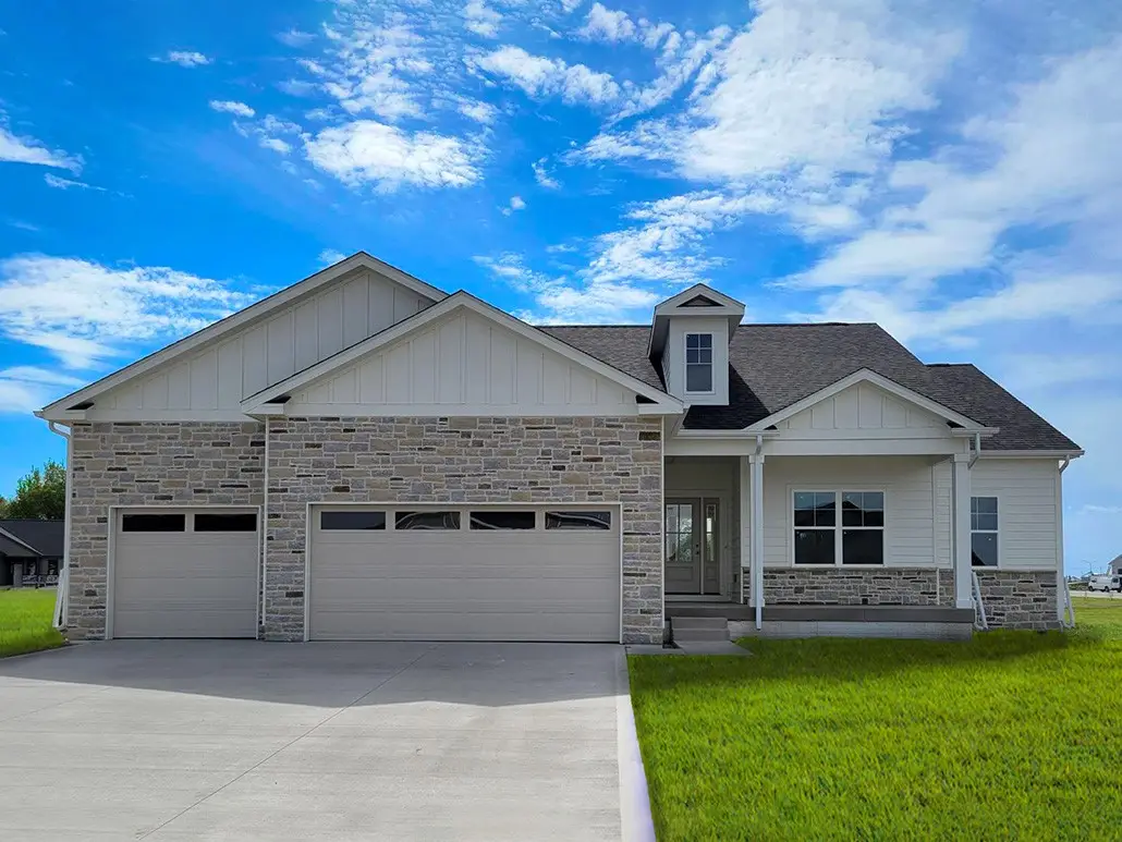 915 NE 62nd Street, Ankeny, IA 50021 - #1
