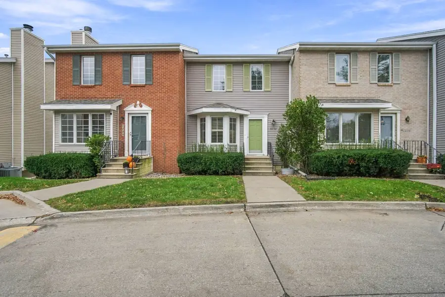 5292 Meredith Drive, Des Moines, IA 50310 - #2